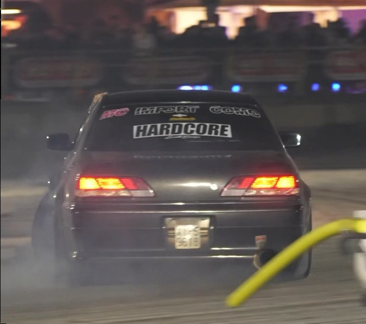 Toyota Cresta JZX100 — Drift in pista